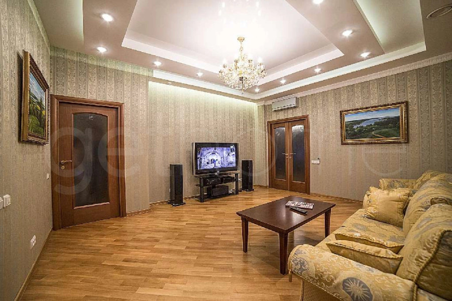 Продажа квартиры площадью 180 м² 4 этаж в Кутузовский по адресу Кутузовский, Дохтуровский пер. 6